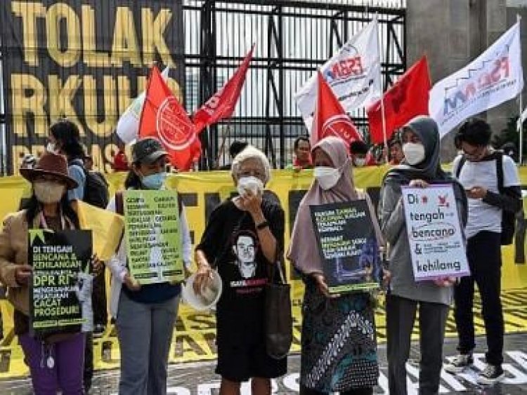 It's not just about sex outside marriage: How Indonesia's new criminal code threatens press and religious freedom