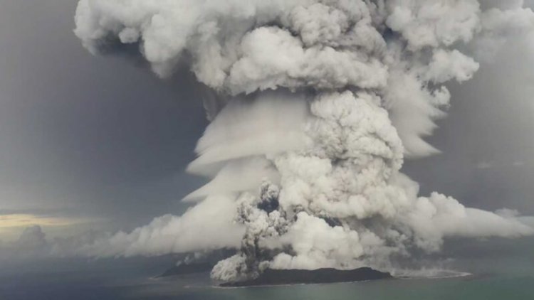 The Hunga Tonga volcano eruption touched space and spawned a lightning blitz