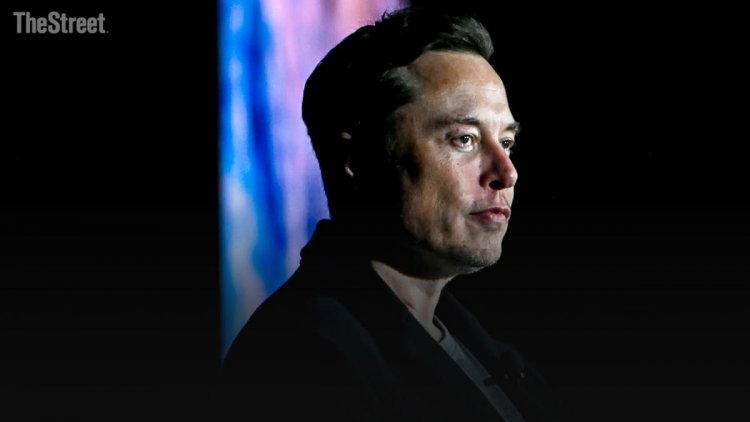 War of Words Between Elon Musk and a Tesla Investor