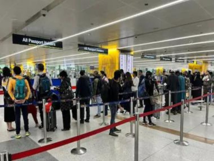 Random testing of international arrivals begins across airports, thermal screening must for all