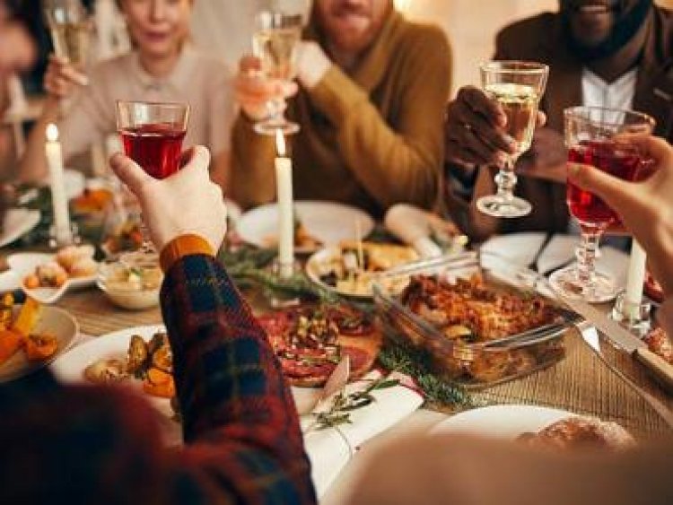 Do you really need to be concerned about holiday overeating? What research shows