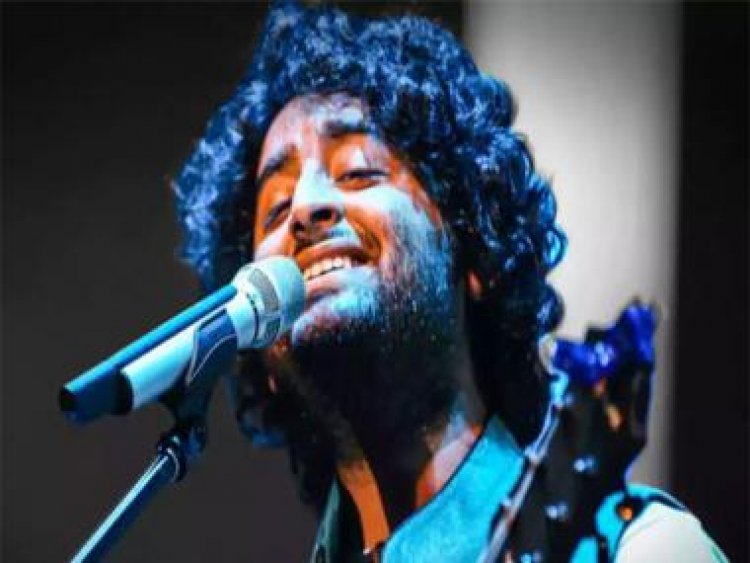 Is Arijit Singh's song 'Gerua' the reason for his Kolkata concert being cancelled?