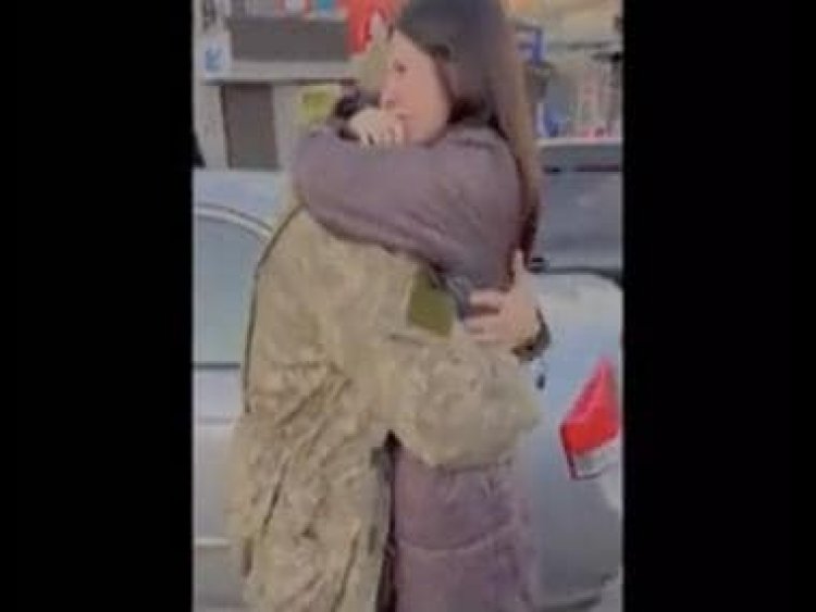 Russia and Ukraine war: Pregnant wife reunites with soldier husband after 30 weeks