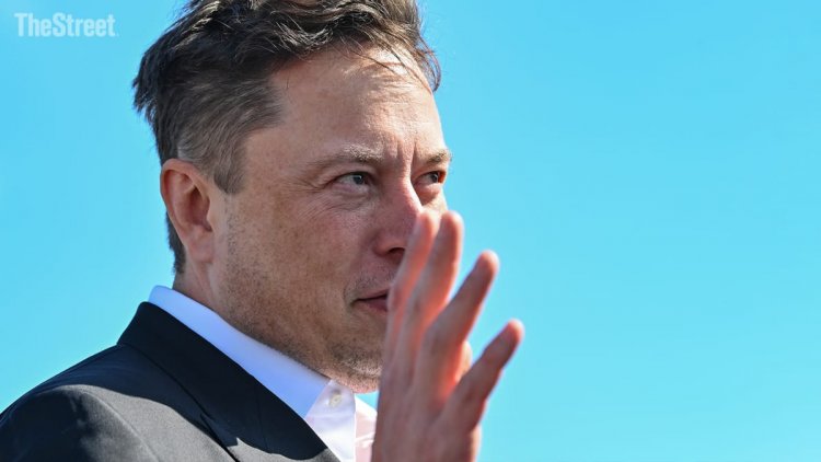 Elon Musk Takes Sides in the Speaker Race