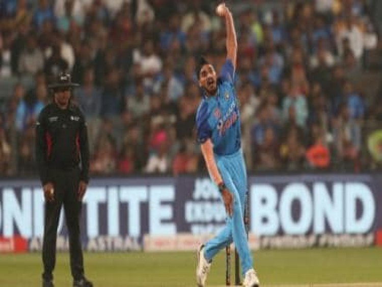 'Not bowling a no ball in your control', 'Never easy': Gavaskar, Dinesh Karthik on Arshdeep Singh