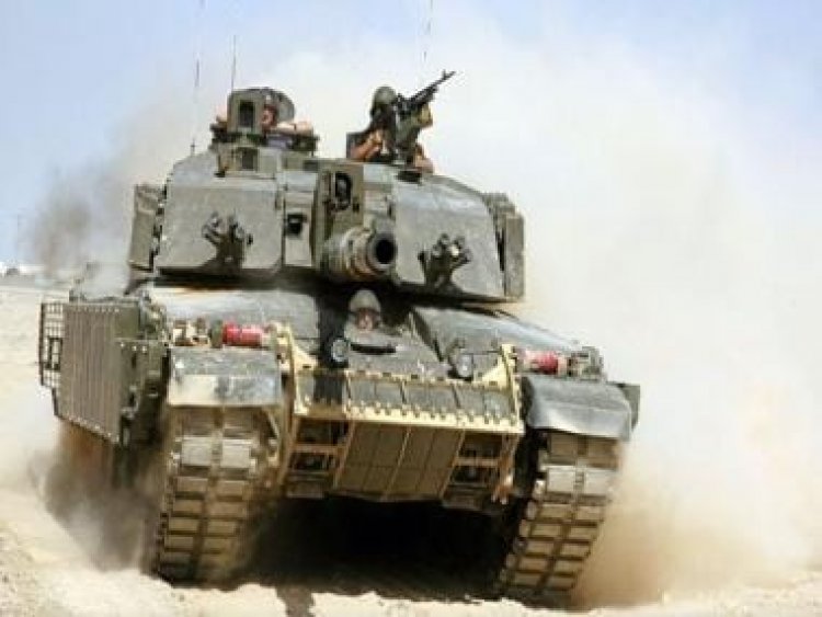UK considers supplying Ukraine Challenger 2 tanks to fight Russia
