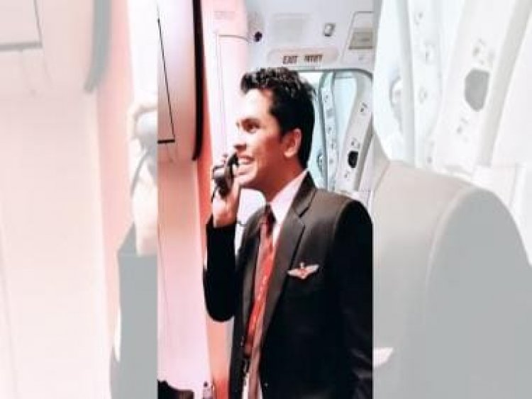 SpiceJet's 'poetic' pilot goes viral again; welcomes mother and son onboard in special announcement