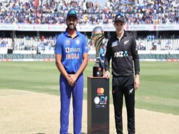 India vs New Zealand LIVE Score 3rd ODI: NZ 230/6; Conway dismissed for 138 by Malik
