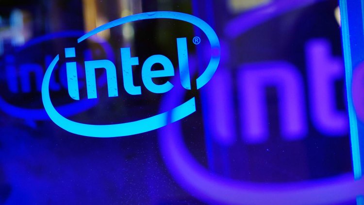 Intel Stock Tumbles After Weak Q4 Earnings, Grim Chip Sector Outlook