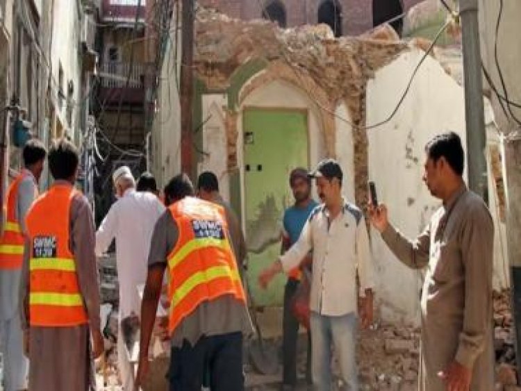 Who are the Ahmadiyyas and why are their mosques targeted frequently in Pakistan?