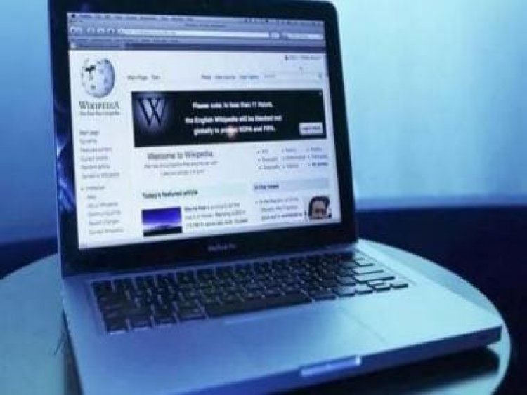 Pakistan blocks Wikipedia over ‘sacrilegious’ content