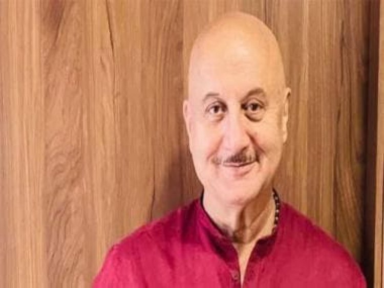 Anupam Kher makes a big announcement! Fans will get 2 free tickets of 'Shiv Shastri Balboa' if they do this