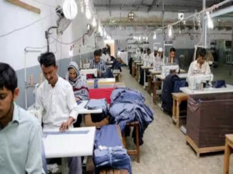 Pakistan Economic Crisis: Millions in danger of losing jobs as industries shut down