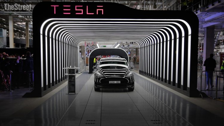 Tesla Unveils New Vehicle Manufacturing Platform to Cut Costs by 50%