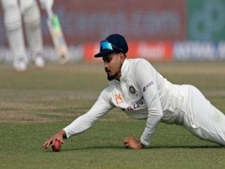 Shreyas Iyer taken for scans during fourth India vs Australia Test