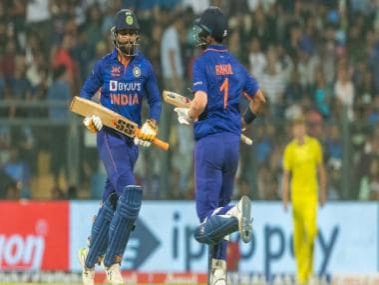 India vs Australia, 1st ODI LIVE Score: IND 150/5; KL Rahul brings up 73-ball fifty under pressure
