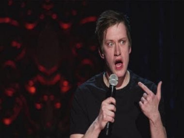 In Mumbai, Daniel Sloss delivers a crowd-pleasing and cathartic show