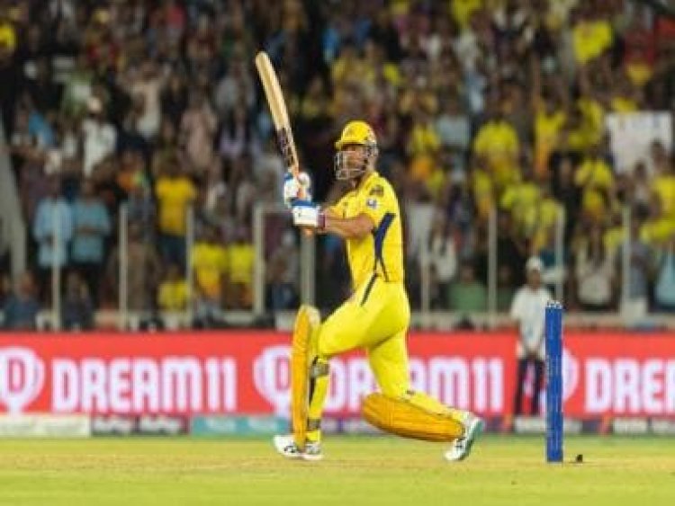 MS Dhoni smashes 200th IPL six for CSK; joins the likes of Kohli, Gayle, De Villiers and Pollard in elite list