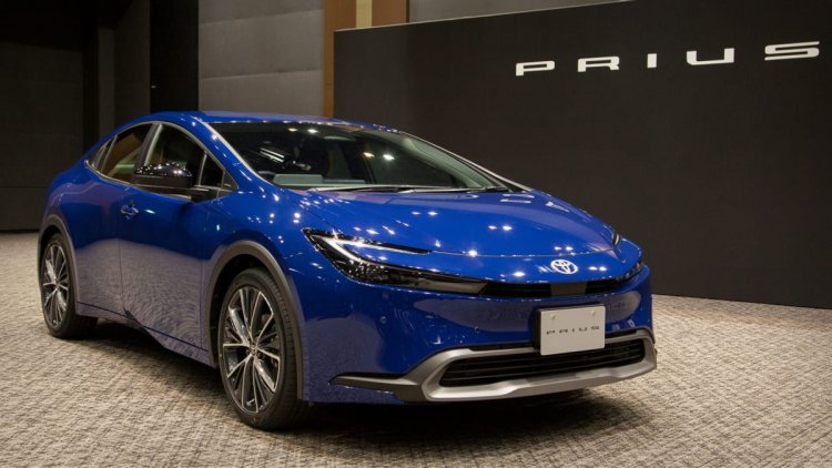 Toyota Turns Around EV Strategy Under New CEO