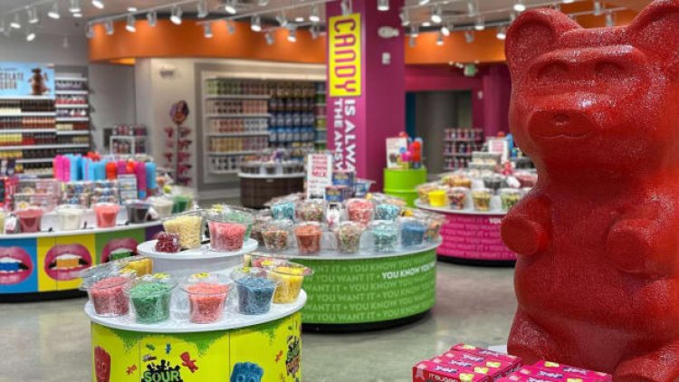 IT'SUGAR's Sweet Talking CEO Reveals Why Customers Are Never Too Old For Candy