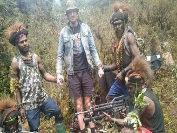 Papua rebels holding New Zealand pilot hostage claim to have killed at least 13 Indonesian soldiers