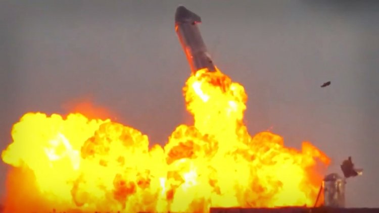 Watch: SpaceX Explosion Does Heavy Damage to a Nearby Vehicle