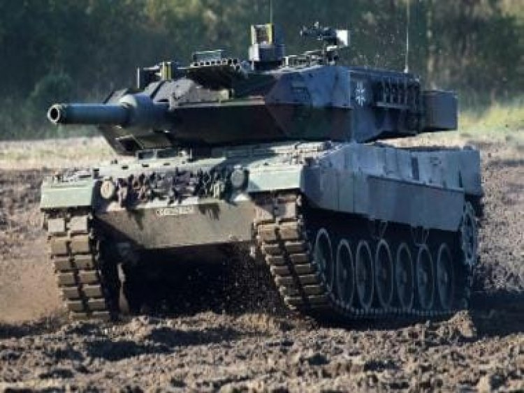 6 Leopard tanks leave Spain en route to Ukraine in latest tranche of Western aid