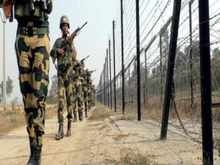 Jammu and Kashmir: Two Pak intruders apprehended along LoC in Poonch