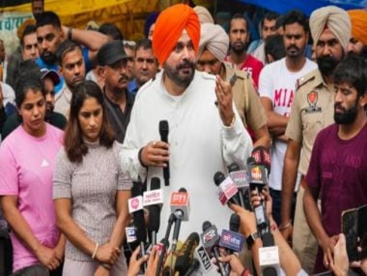 WFI sexual harassment case: Motive is to protect the accused, says Navjot Singh Sidhu with protesting wrestlers