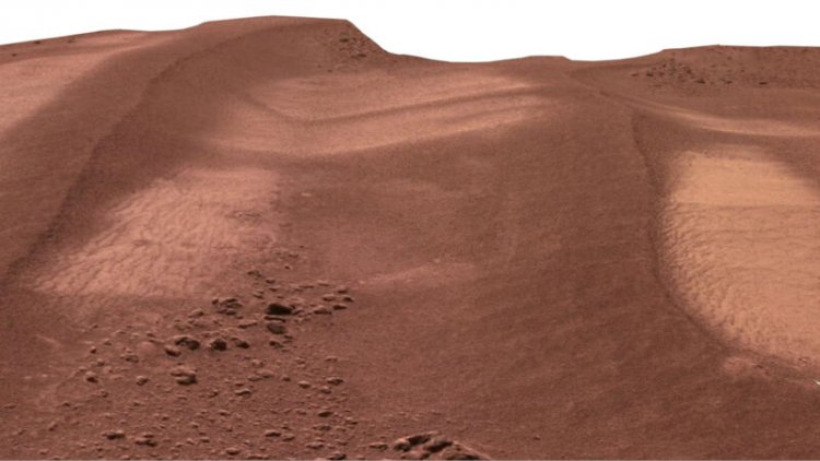 Salty water may have flowed near Mars’ equator as recently as 400,000 years ago