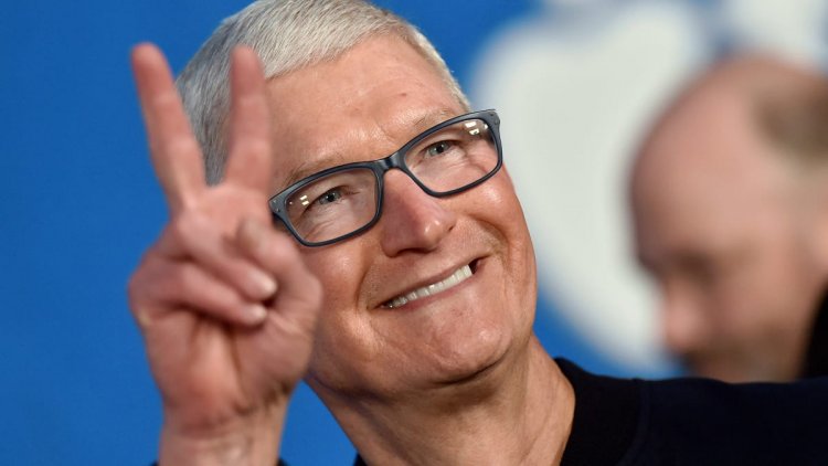 Apple's Bold Move Forces Major Bank to Make a Big Change