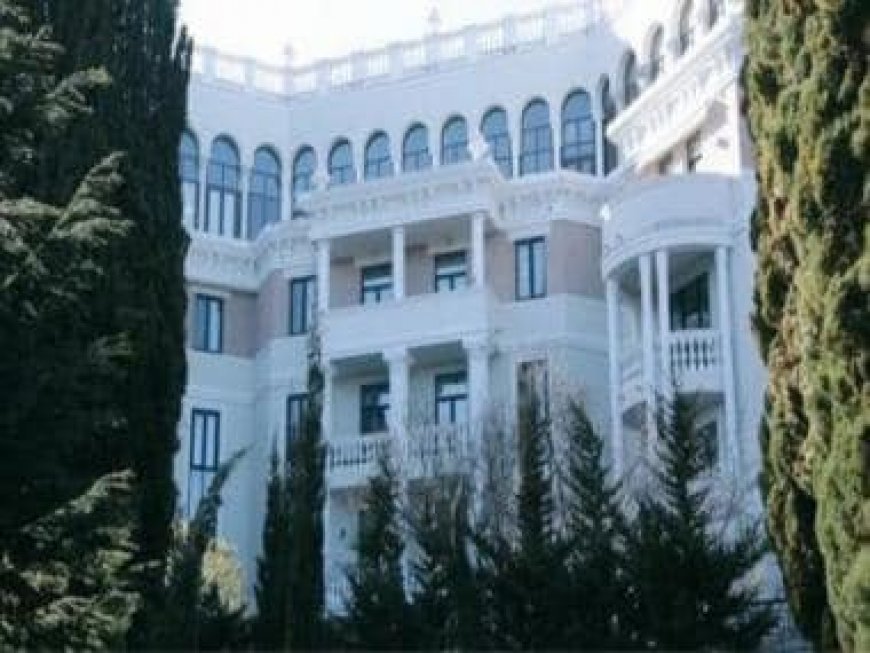 Double Whammy: Russia to sell Zelenskyy’s holiday penthouse on Black Sea to finance Ukraine invasion