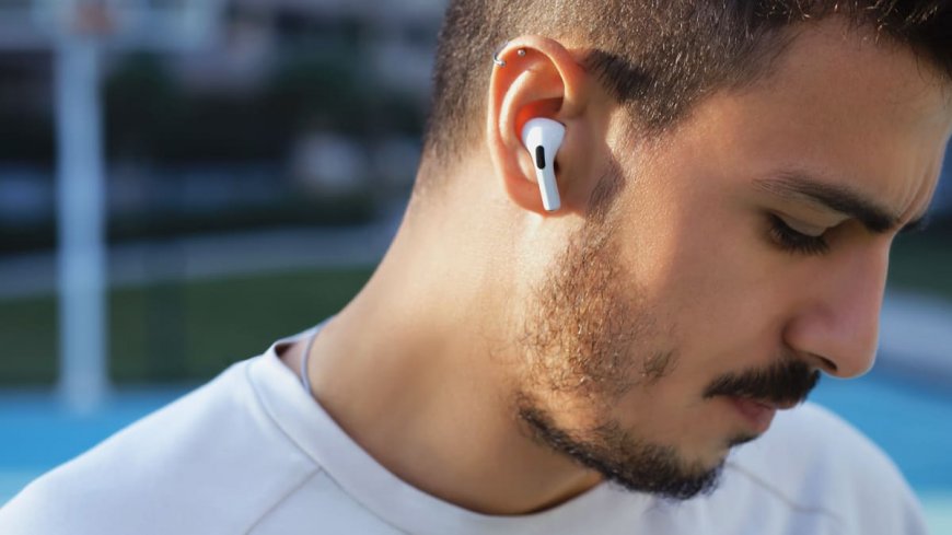 Apple Is Making a Very Helpful Update to Its AirPods