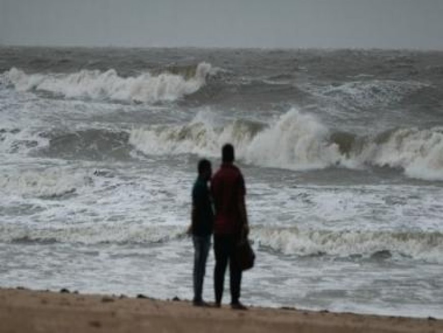 Cyclone Biparjoy LIVE Updates: Cyclone Biparjoy to cross near Jakhau Port (Gujarat) by tonight as VSCS