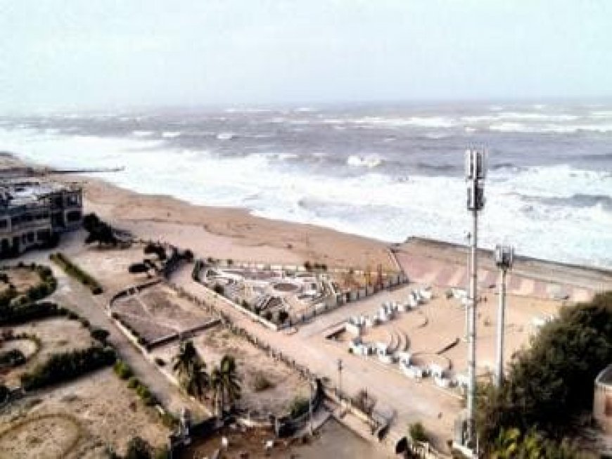 Cyclone Biparjoy: Wind speed to decrease by midnight, says MET director