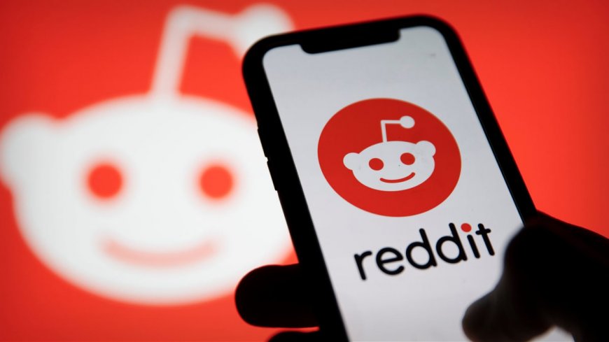 Why One Late-Night Host Has Seemingly Taken Over Reddit