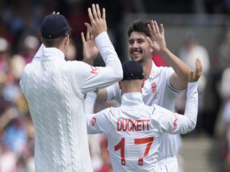 Ashes 2023: England players, Lord's turns red to mark 'Red for Ruth' day