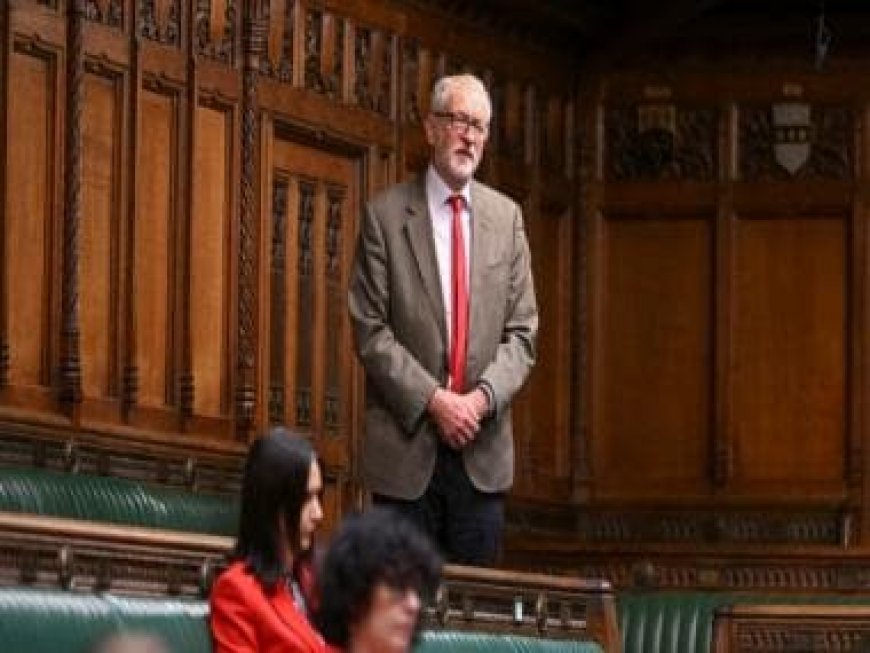 WATCH: UK MP Jeremy Corbyn grabs hand of Jewish reporter when asked to condemn Palestine militants recruiting teens