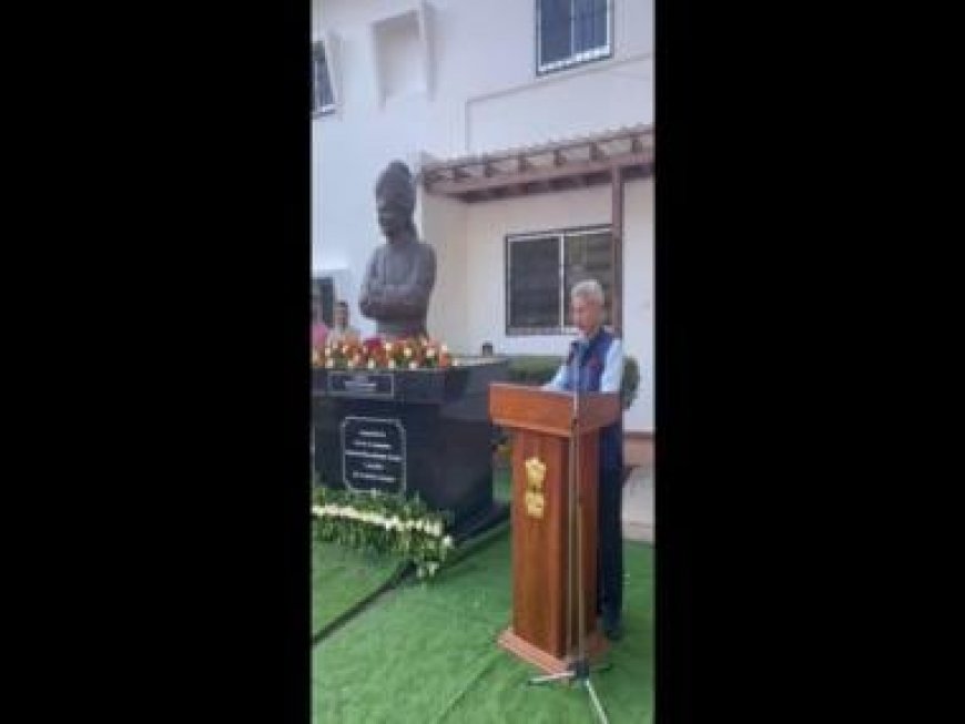 Tanzania: EAM Jaishankar inaugurates Swami Vivekananda's bust in India's cultural centre
