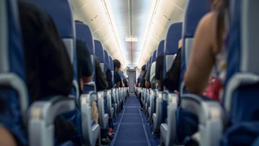 Airline Passengers Forced to Leave Plane Because it Was Too Heavy