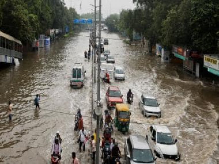 Delhi CM Arvind Kejriwal announces financial aid for flood affected families