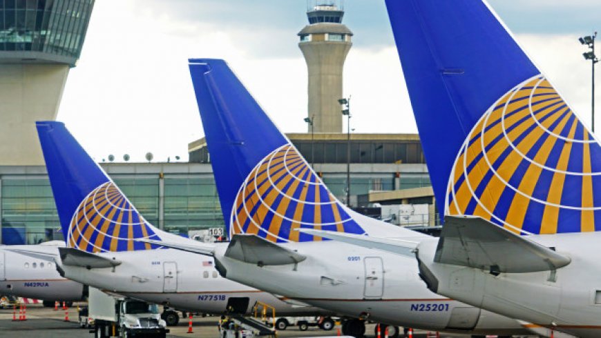 United Airlines Going Back to Pre-Covid Alcoholic Beverage Rule