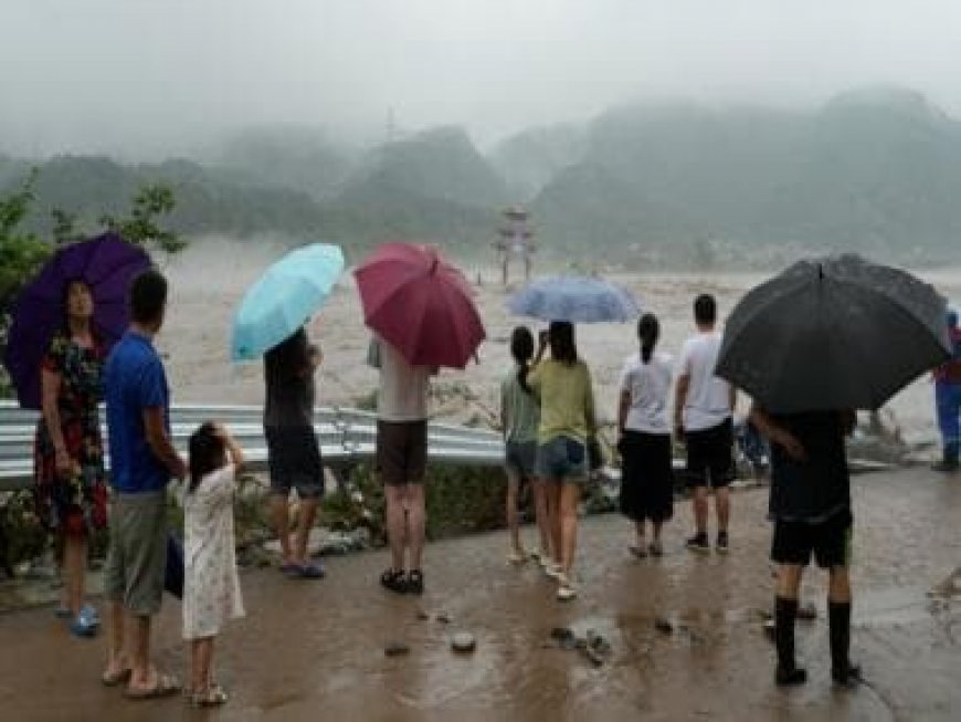 20 dead, 27 missing in floods surrounding Beijing, thousands evacuated after record rain