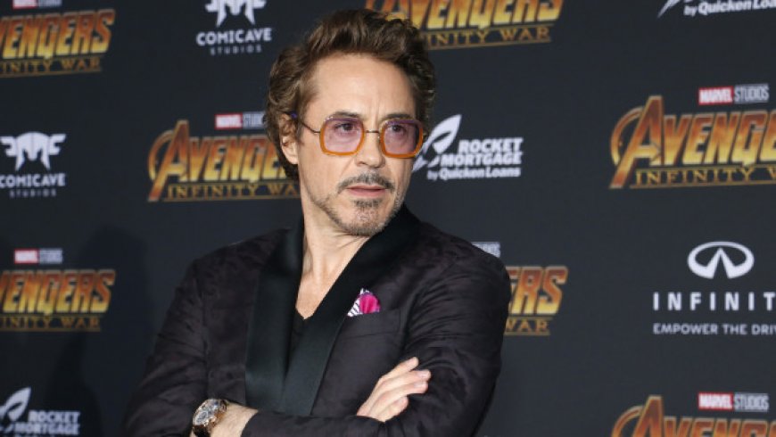 Vintage Video of Robert Downey Jr. Visiting Wall Street Resurfaces, Goes Viral