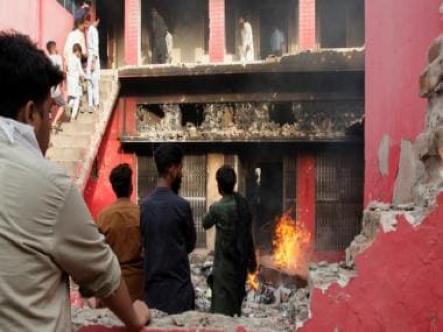 Pakistan’s Punjab government announces Rs 2 million for riot-hit Christian families