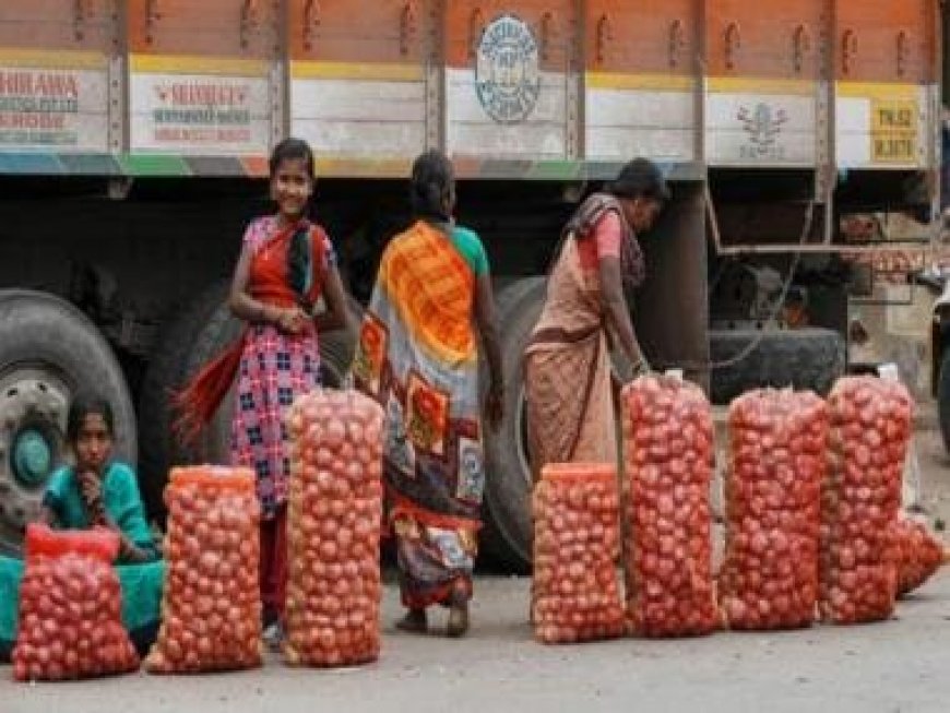 Onion won't do a tomato on India as Centre procures 5 lakh tonnes at historic rate to be sold on subsidy