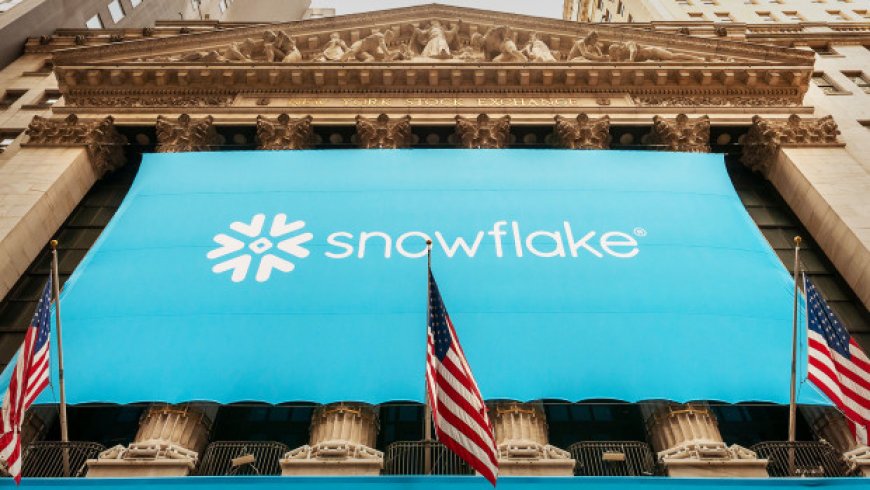 Snowflake leaps as AI investment surge supports data group earnings