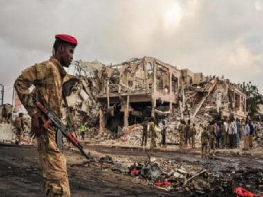 Truck bomb kills at least 10 in Somalia