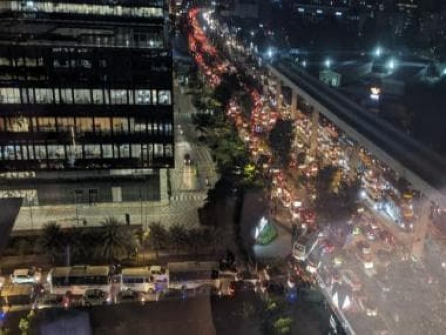 Why is everyone talking about Bengaluru's traffic jam? What went wrong?