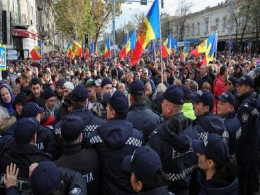 Moldova: Members of banned pro-Russia party allowed to run in elections